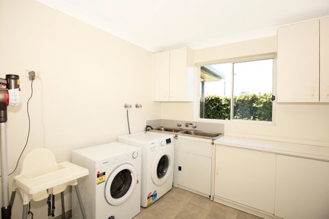 Neptune I Absolute Beachfront I Stunning Views - Timeshare Accommodation 25