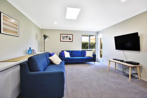 Neptune I Absolute Beachfront I Stunning Views - Timeshare Accommodation 7
