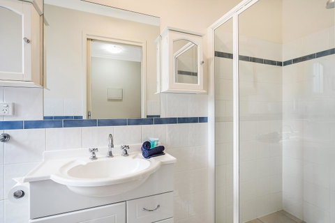 Sails Luxury Apartments Merimbula - Timeshare Accommodation 24