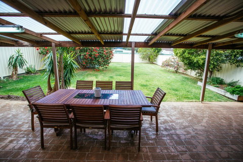 Sunbaker Pet Friendly Awards Finalist 4 Mins Walk To Culburra Beach - Timeshare Accommodation 29