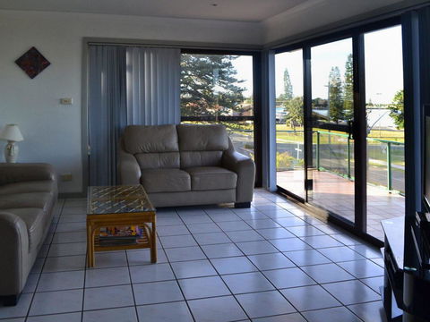 Oxley 8 At Tuncurry - Timeshare Accommodation 0