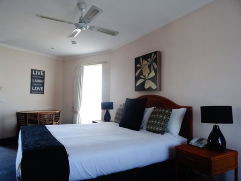 Sapphire Waters Motor Inn - Timeshare Accommodation 27