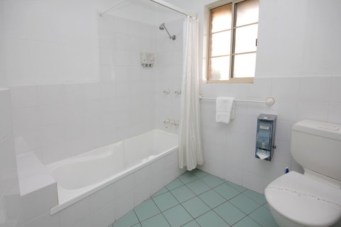 Sapphire Waters Motor Inn - Timeshare Accommodation 18