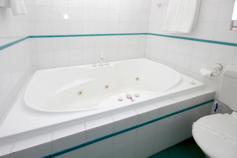 Sapphire Waters Motor Inn - Timeshare Accommodation 25
