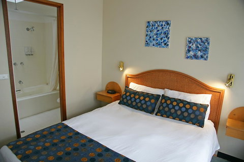 Sapphire Waters Motor Inn - Timeshare Accommodation 40