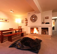 Full Circle Apartments - Timeshare Accommodation