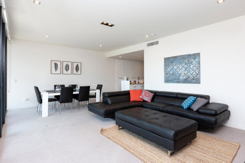 Brand New Executive Apartment - Timeshare Accommodation 1