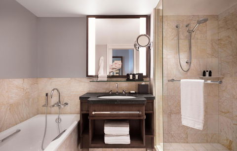 Four Seasons Hotel Sydney - Timeshare Accommodation 5