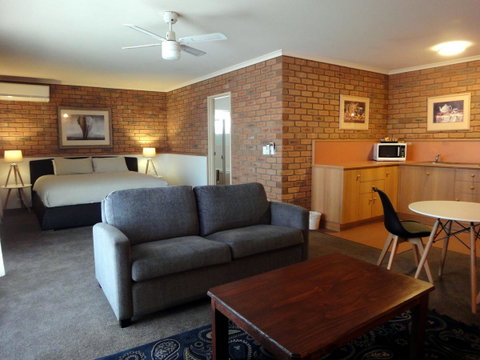 Summerhill Motor Inn - Timeshare Accommodation 35