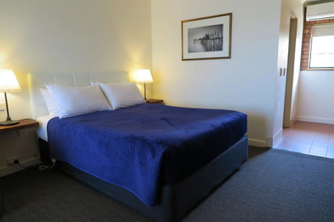 Summerhill Motor Inn - Timeshare Accommodation 6