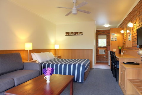 Summerhill Motor Inn - Timeshare Accommodation 14