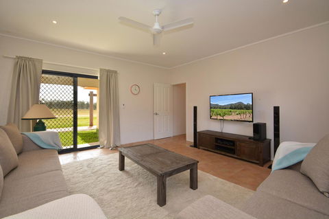 JE Guesthouse, Central To All The Hunter Valley Has To Offer - Timeshare Accommodation 4