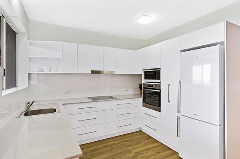 Victoria Parade, Kiah, Unit 10, 53 - Timeshare Accommodation 4