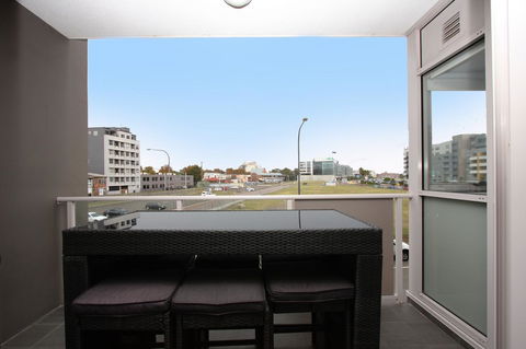 Honeysuckle Executive Apartments - Timeshare Accommodation 3