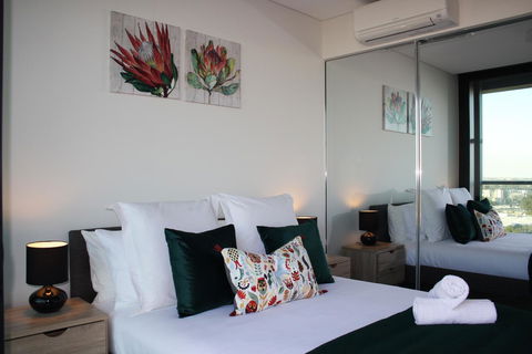 Stunning Views Sydney Olympic Park - Timeshare Accommodation 20