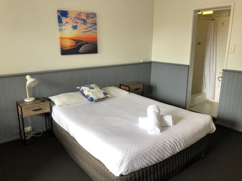 Squid\'s Ink Motel - Timeshare Accommodation 24