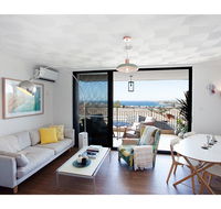 Ocean views and sea breezes over Bondi Beach - Timeshare Accommodation