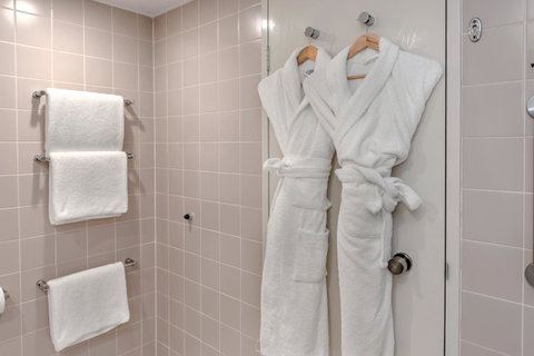 Crowne Plaza Sydney Airport, An IHG Hotel - Timeshare Accommodation 24