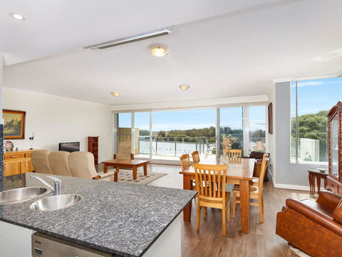 Regatta 13 - Timeshare Accommodation 9
