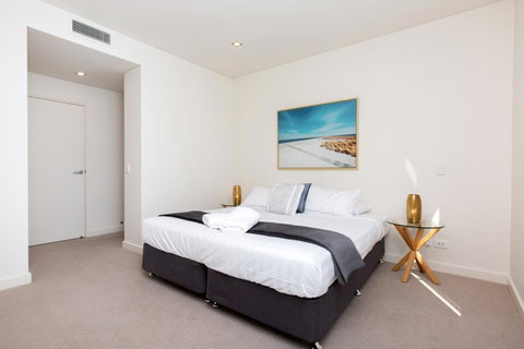 The Penthouse - Timeshare Accommodation 13