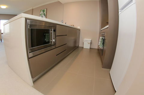 Olympic Park Sunshine 2 Bedrooms Apts With Private Parking - Timeshare Accommodation 8