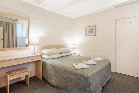 Black Dolphin Resort Motel & Apartments - Timeshare Accommodation 38