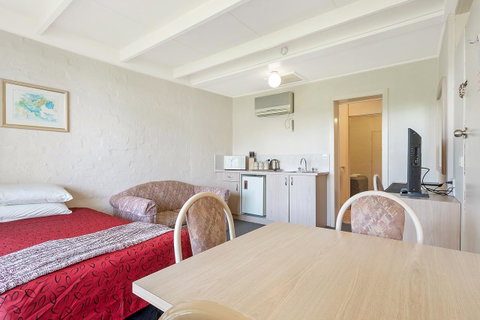Black Dolphin Resort Motel & Apartments - Timeshare Accommodation 14