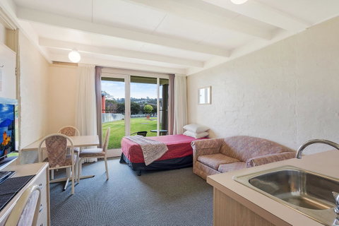 Black Dolphin Resort Motel & Apartments - Timeshare Accommodation 16