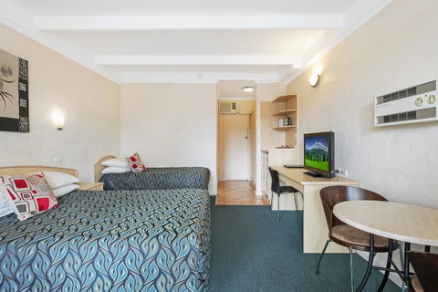 Black Dolphin Resort Motel & Apartments - Timeshare Accommodation 12
