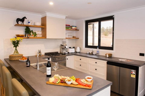 Belisi Farmstay Cottage - Timeshare Accommodation 4
