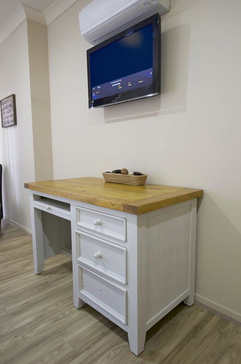 Marty's @ Little Beach - Timeshare Accommodation 26