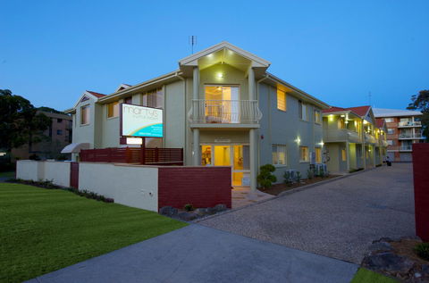 Marty's @ Little Beach - Timeshare Accommodation 4