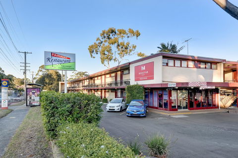 The Select Inn Ryde - Timeshare Accommodation 16