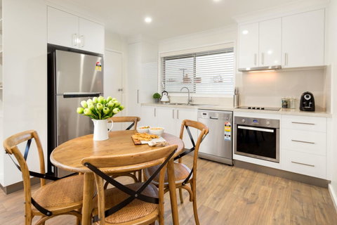 Sleeping In Style - Central & Sophisticated - Timeshare Accommodation 6