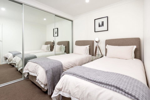 Sleeping In Style - Central & Sophisticated - Timeshare Accommodation 7