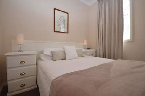 The Old Saddlery - Timeshare Accommodation 6