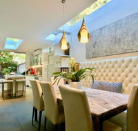 3 Storey Home Close Walk to Fox Studios SCG  City - Timeshare Accommodation