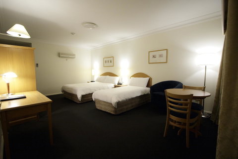 Carlyle Suites & Apartments - Timeshare Accommodation 6
