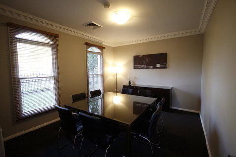 Carlyle Suites & Apartments - Timeshare Accommodation 2