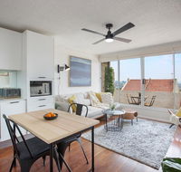 Boutique Apartment with Fantastic Harbour Views - Timeshare Accommodation