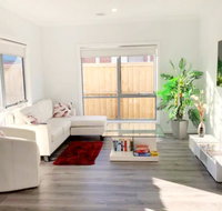 Brand New Home 10 mins to Beach Torquay Geelong Deakin Hospitals - Timeshare Accommodation