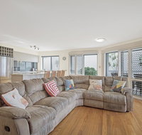 Breakwater Views Apartments