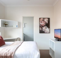 Bright Studio Steps from Westmead Hospital