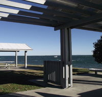 Bring the family dog and the boat to Welsby Pde Bongaree - Timeshare Accommodation