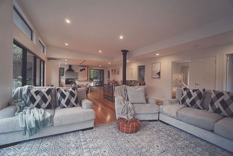 Bush & Beach Family Retreat - Timeshare Accommodation 2