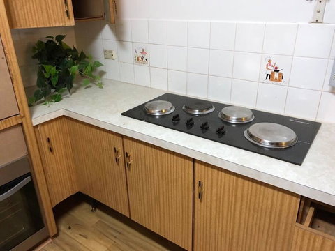 CAMPBELLTOWN HOLIDAY HOME 3 BED + FREE PARKING NCA039 - Timeshare Accommodation 1