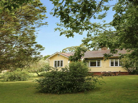 Canary Cottage - Fresh, Clean, Simple & Comfortable - Timeshare Accommodation 0