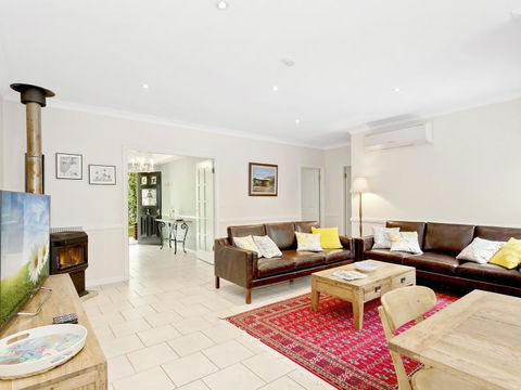 Cherry Walk Cottage - Timeshare Accommodation 2
