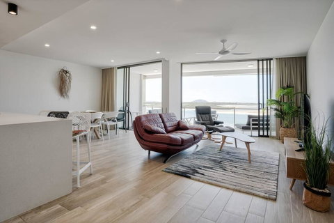 Chic Getaway At The Cosmopolitan Cotton Tree - Timeshare Accommodation 0