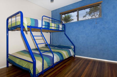 Chriscross Retreat 9 Cross Street - Timeshare Accommodation 2